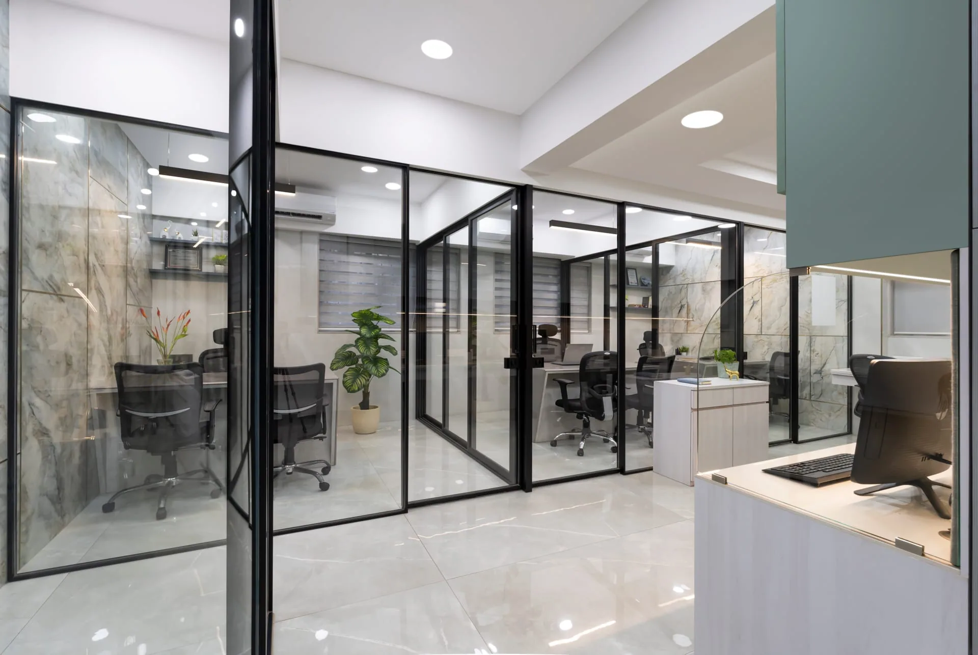 Aurico Office Image